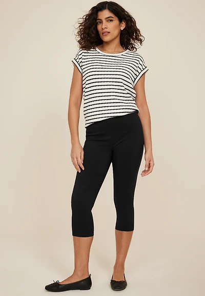 Bengaline Mid Rise Skinny Capri Pant