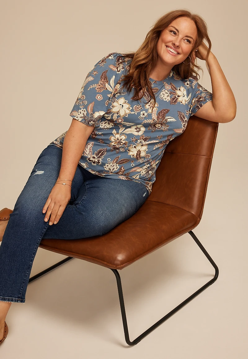 Plus Floral Short Flutter Sleeve Top