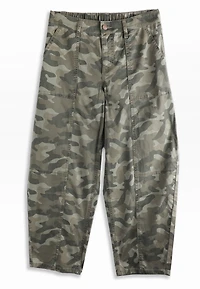 Camo High Rise Seamed Barrel Pant