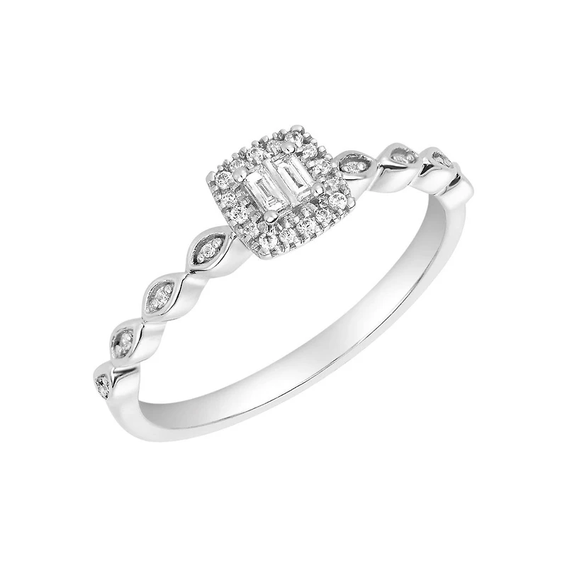 10K White Gold Emerald Shaped Promise Ring