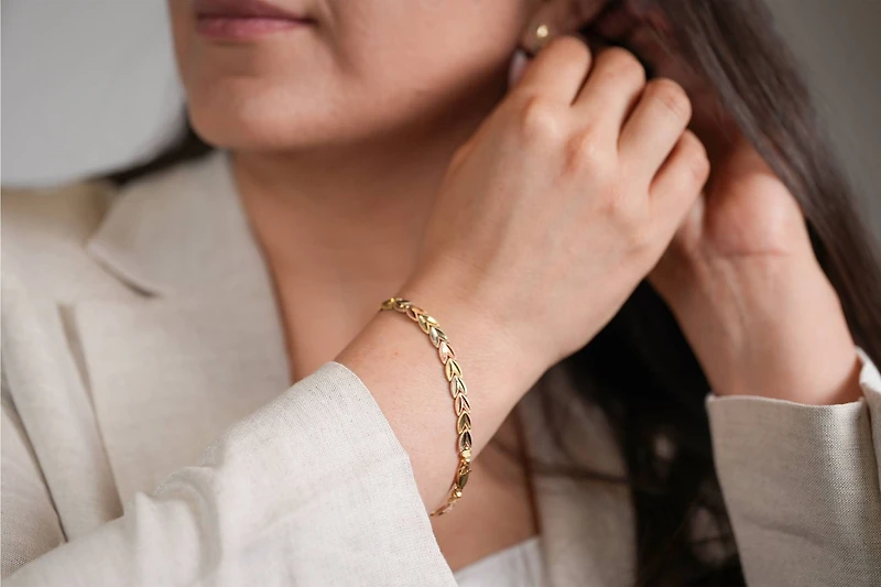 14K Tri Color Gold Chevron Link Bracelet