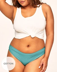 Alexandra Thong Plus