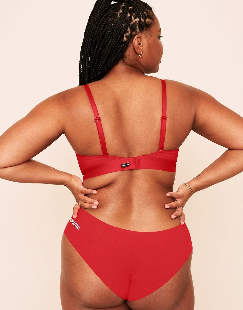 Makenna Lightly Lined Wireless Bra Plus