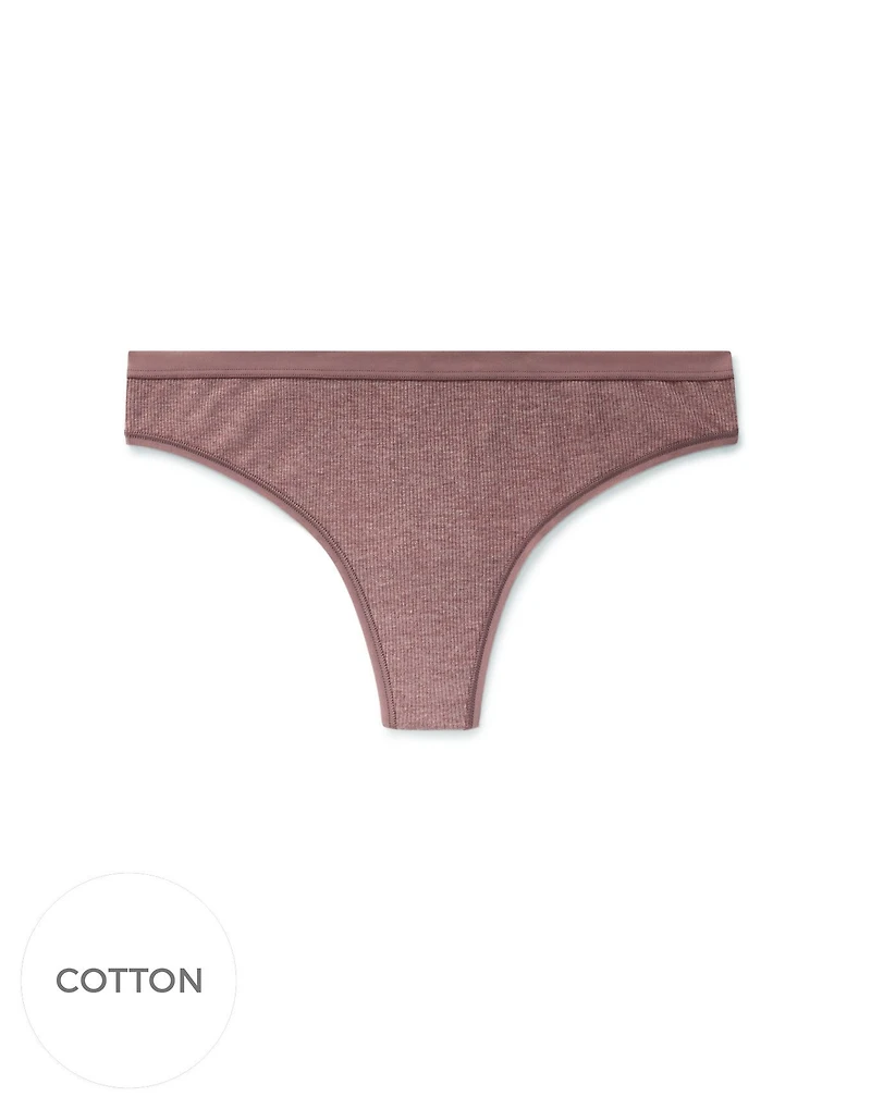 Alexandra Thong Plus