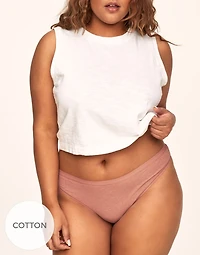 Alexandra Thong Plus