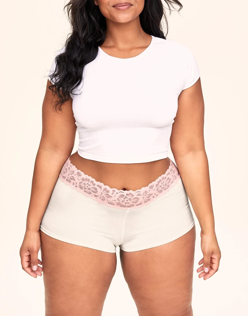 Leondra Shortie Plus