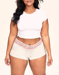 Leondra Shortie Plus