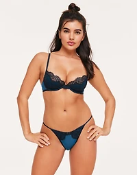 Evelyn Unlined