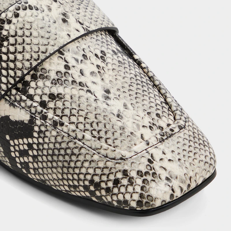Bellamyy Noir/Blanc Femmes Mocassins et flâneurs | ALDO Canada