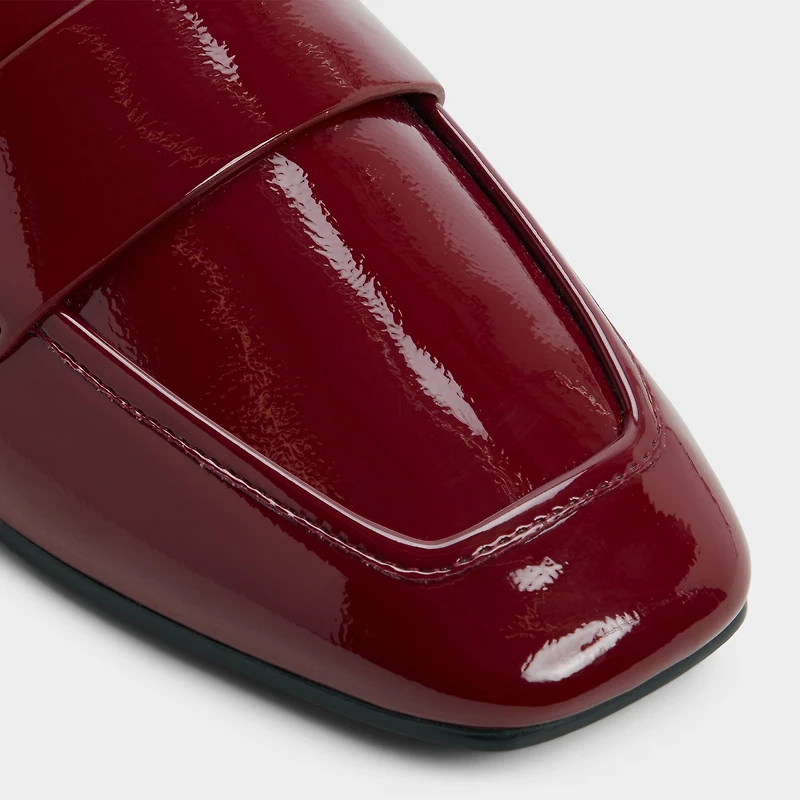 Bellamyy Rouge Femmes Mocassins et flâneurs | ALDO Canada