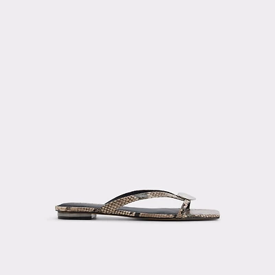 Iliria White/Black Women's Flats | ALDO US