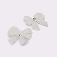 Laboucle White Women's Shoe Charms & Laces | ALDO Canada