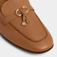 Ybilide Marron Moyen Femmes Mocassins et flâneurs | ALDO Canada