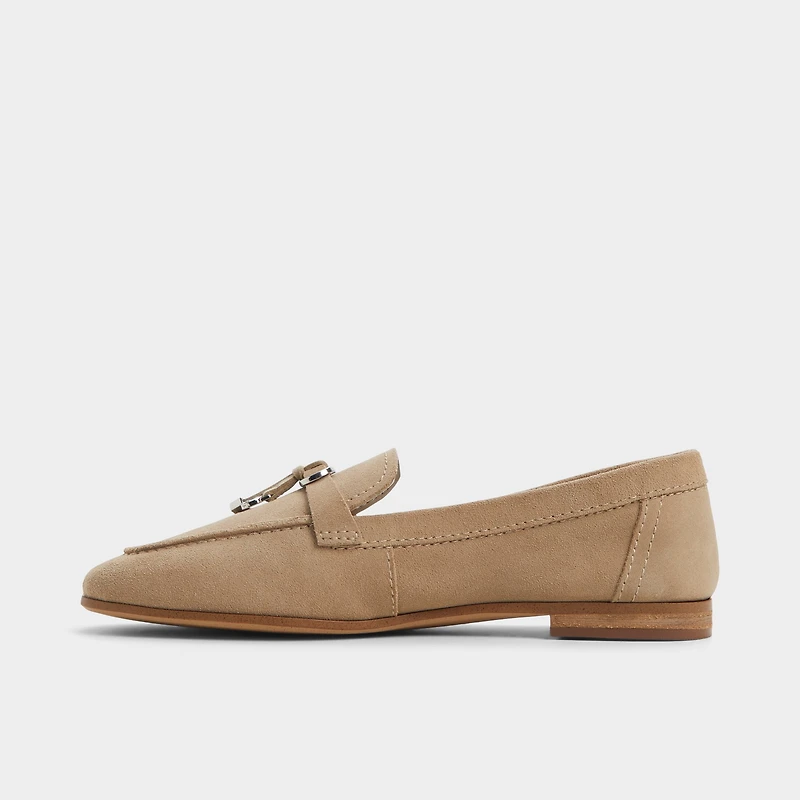 Ybilide Beige Moyen Femmes Mocassins et flâneurs | ALDO Canada