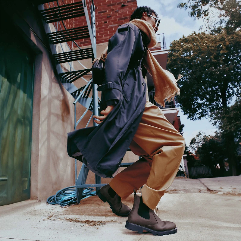 Ashtonn Brown Men's Chelsea Boots