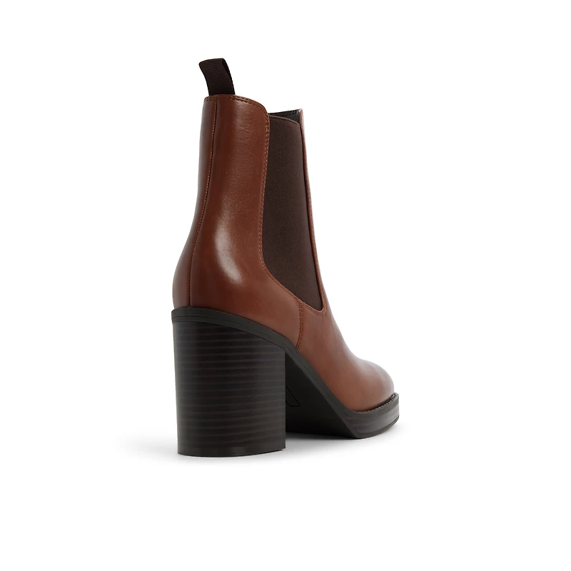 Elarah Cognac Women's Chelsea boots