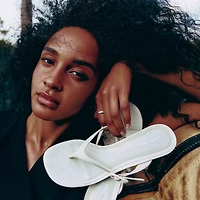 Lollaa Ice Women's Low-mid Heels