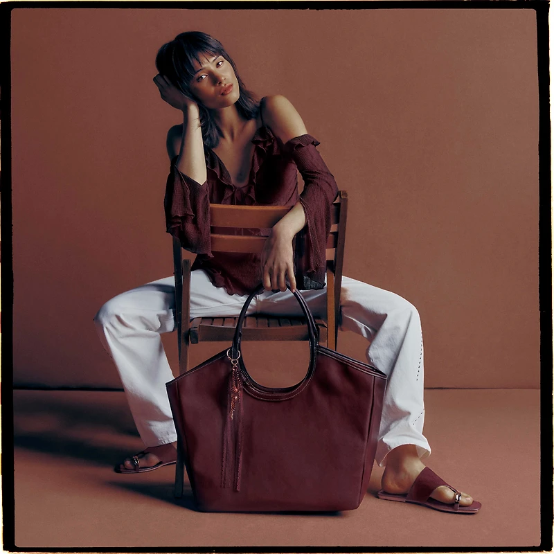 Madeliine Bordo Femmes Fourre-tout | Boutique Spring Canada
