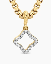 Quatrefoil Amulet in 18K Yellow Gold with Diamonds, 19.7mm