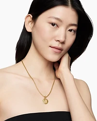 Pisces Amulet in 18K Yellow Gold with Diamonds, 28.7mm