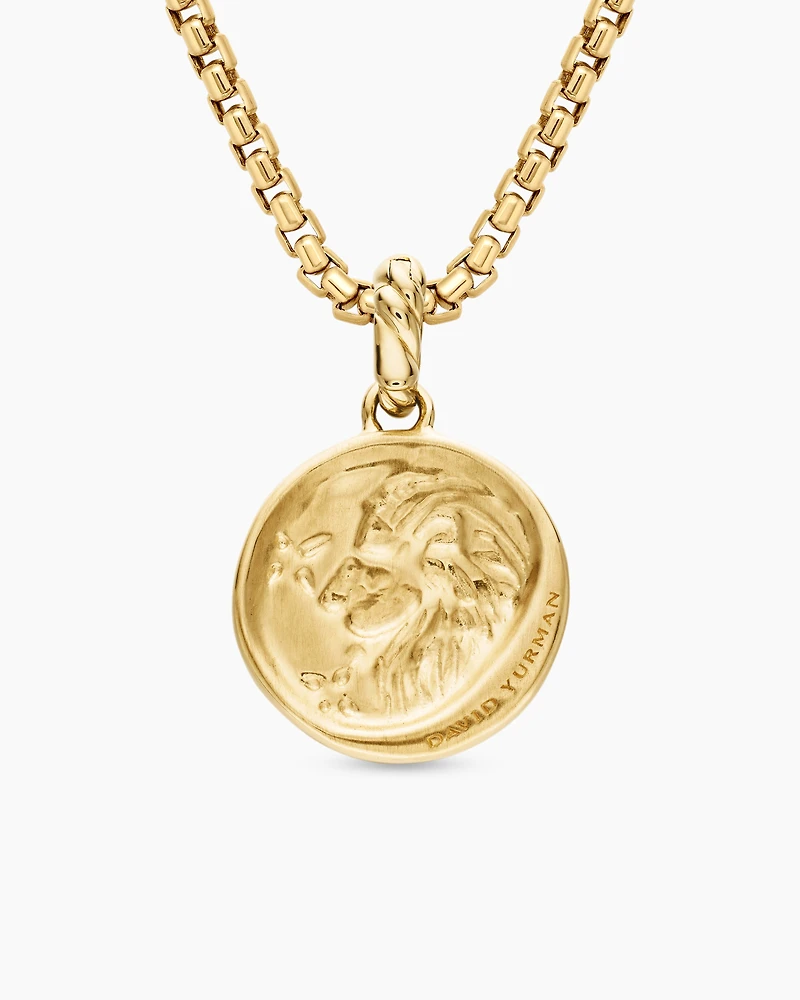 Leo Amulet in 18K Yellow Gold with Diamonds, 28.7mm