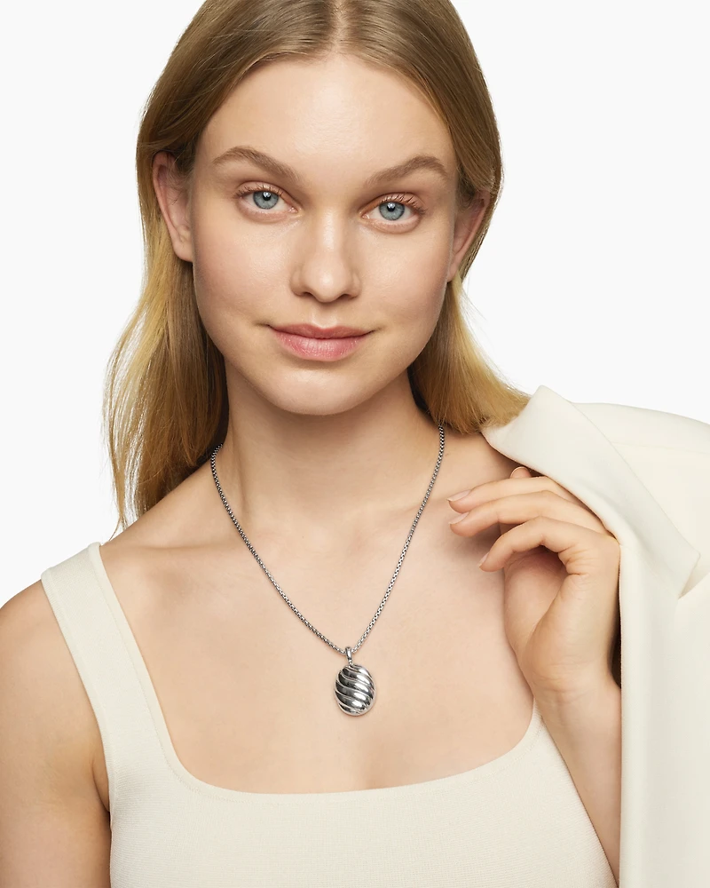 Sculpted Cable Locket Amulet in Sterling Silver, 37mm