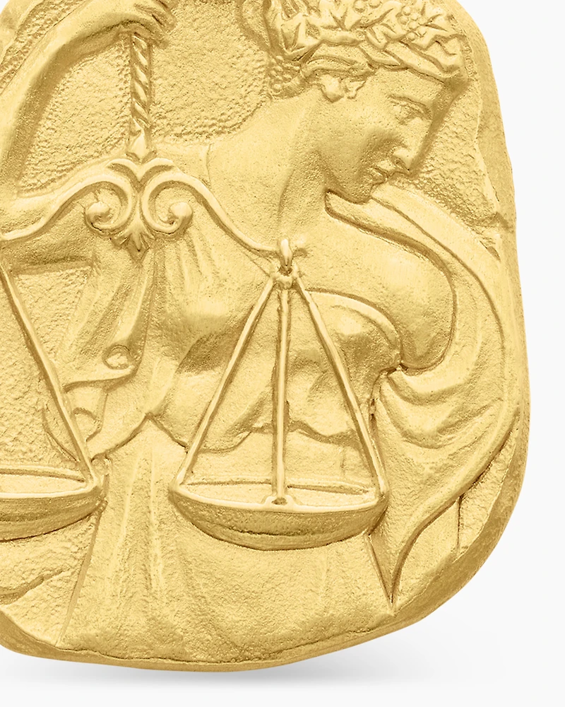 Libra Amulet in 18K Yellow Gold, 17mm