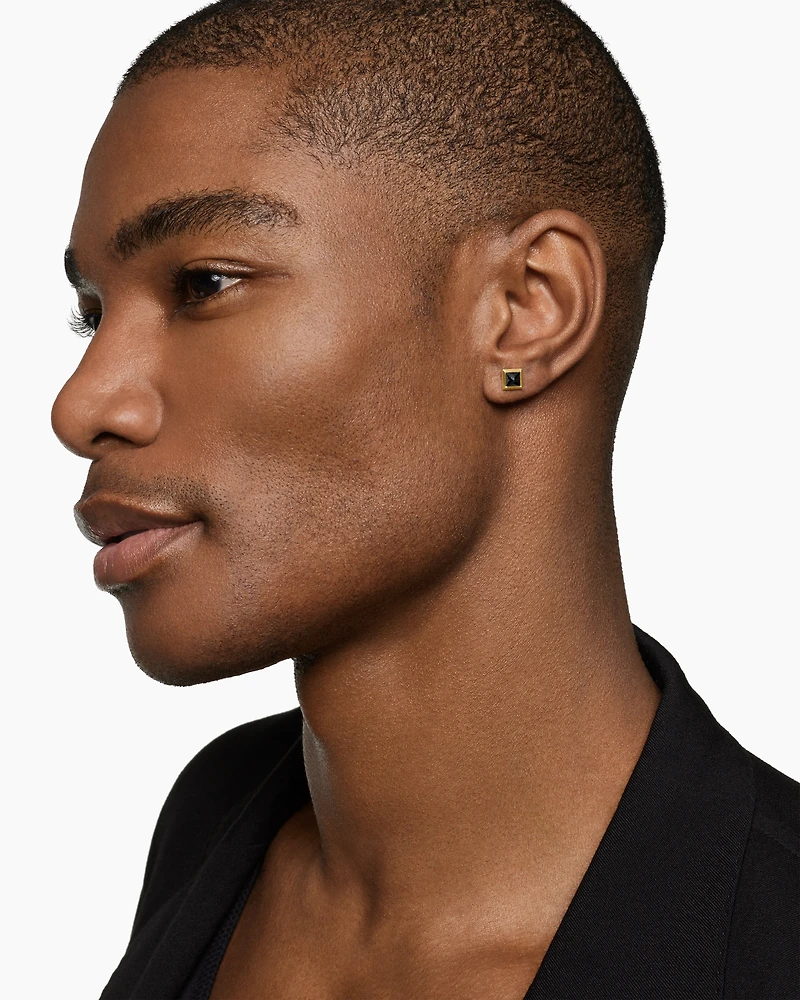 Pyramid Stud Earring in 18K Yellow Gold with Black Diamond, 6.6mm