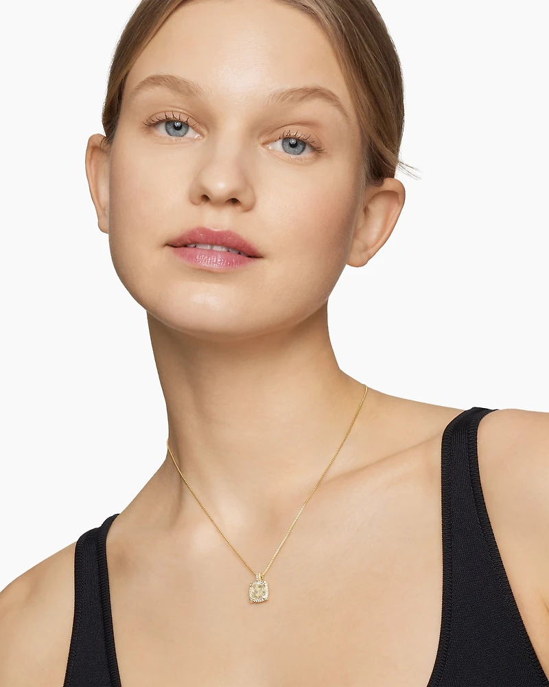 Petite Chatelaine® Pavé Bezel Pendant Necklace in 18K Yellow Gold with Hampton Blue Topaz and Diamonds