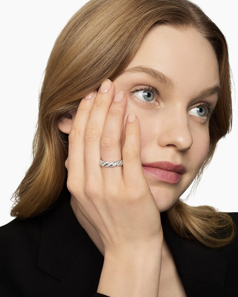Sculpted Cable Flex Band Ring 18K Gold with Diamonds