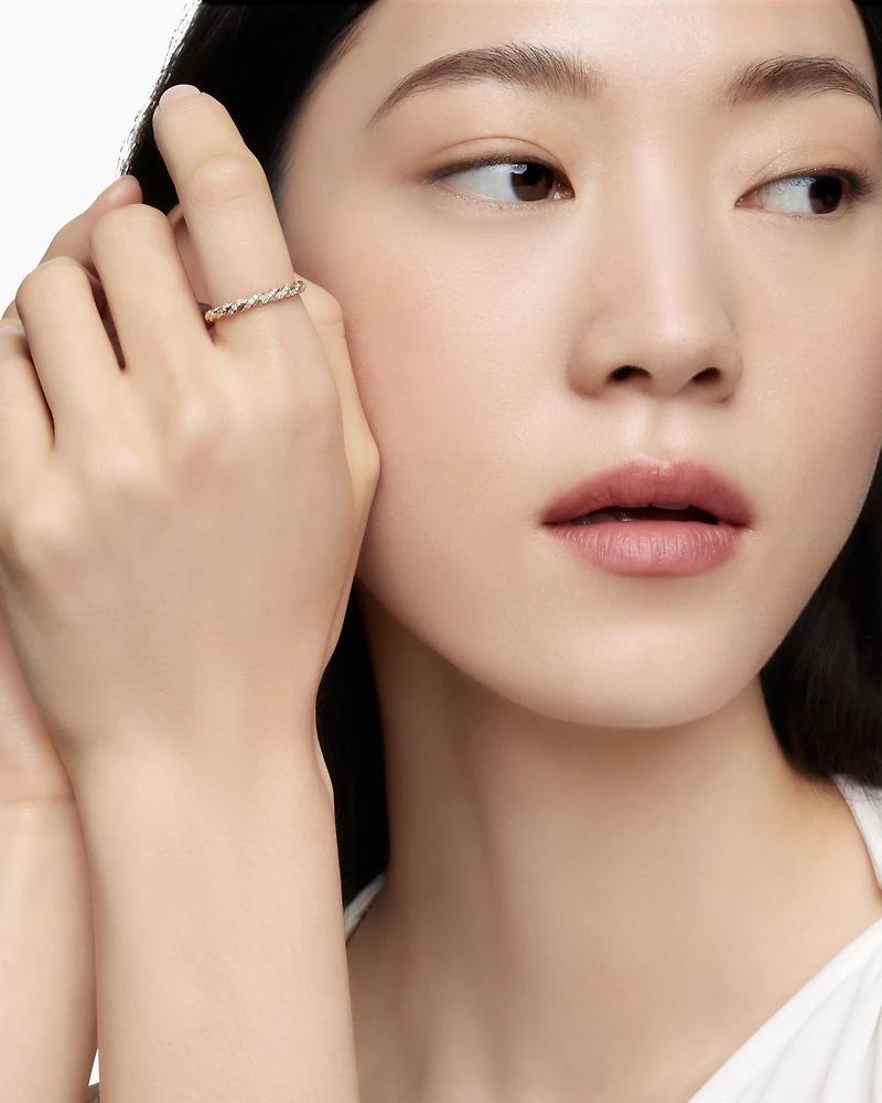 Pavé Petite Band Ring 18K Yellow Gold with Diamonds, 2.8mm