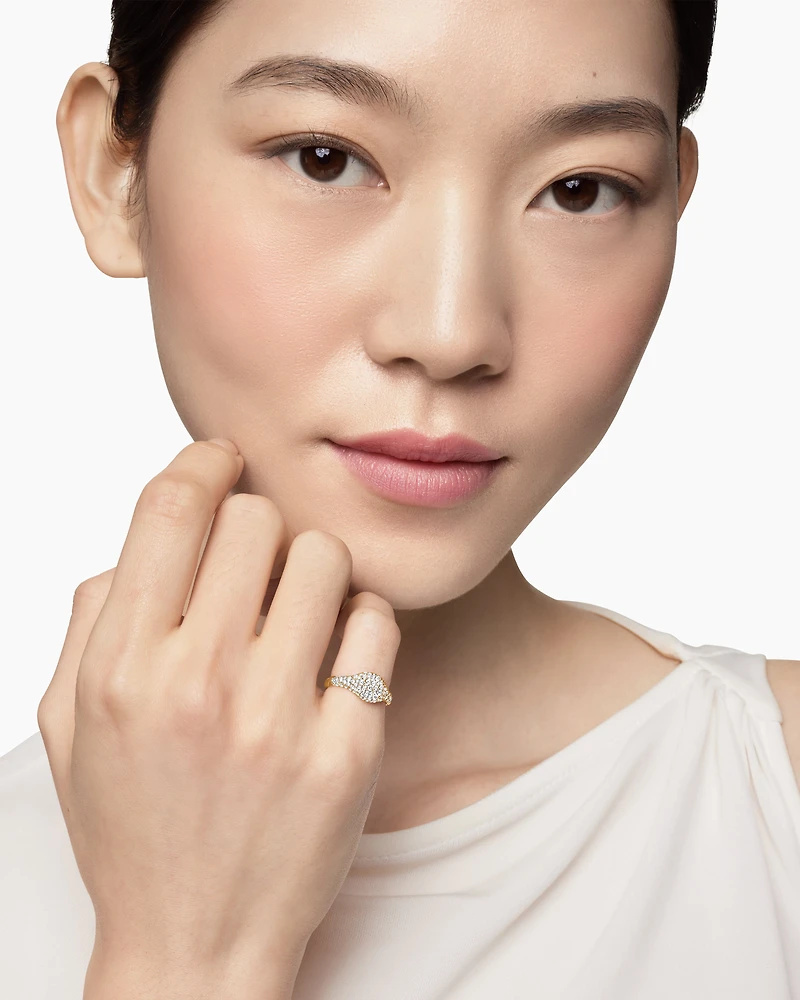 Petite Pavé Pinky Ring 18K Yellow Gold with Diamonds, 7mm