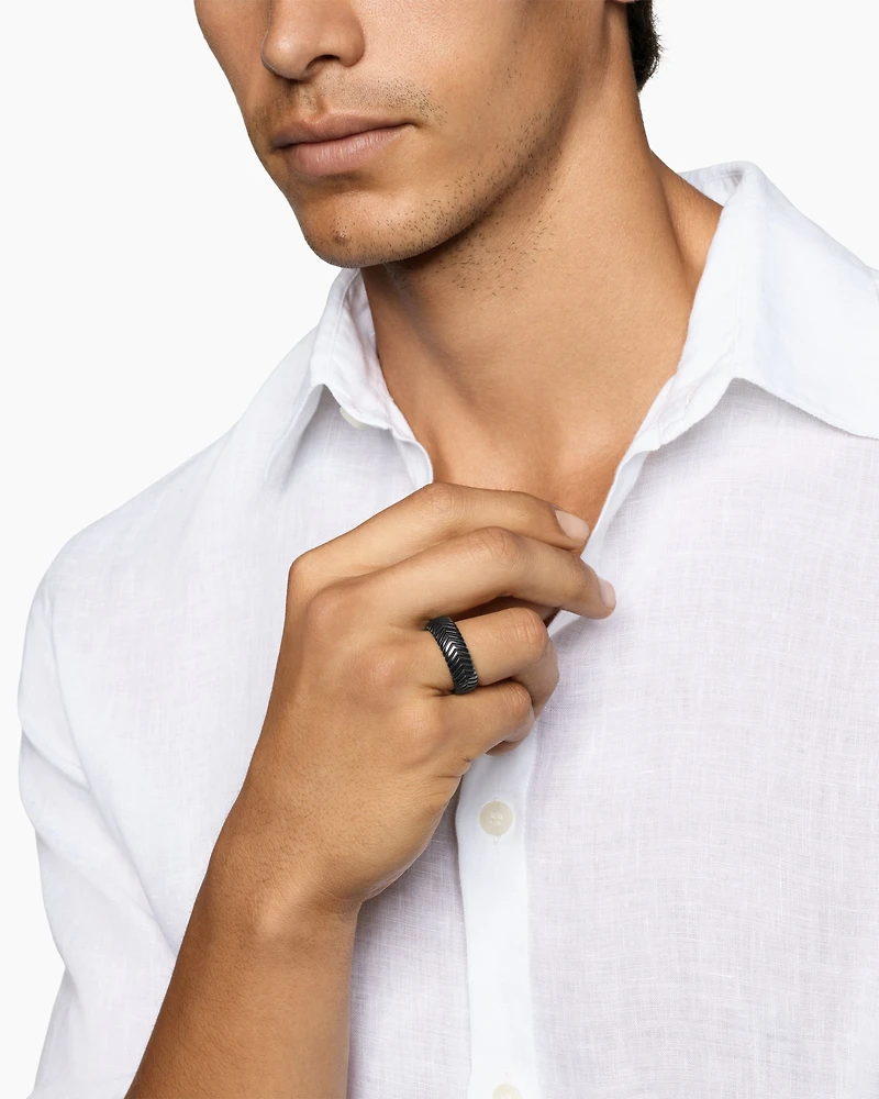 Chevron Band Ring Titanium