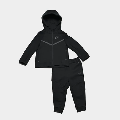 Infant Nike Tech Fleece Full-Zip Set