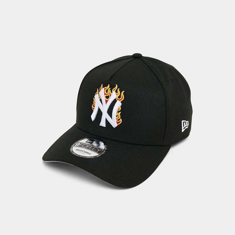 New Era New York Yankees MLB 9FORTY A-Frame Flames Snapback Hat