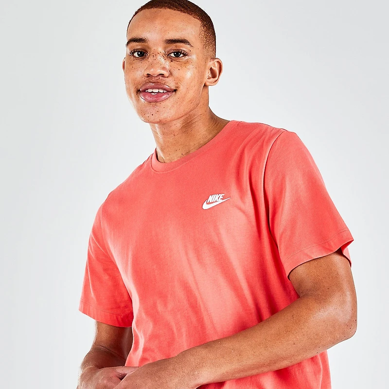 Nike Sportswear Club T-Shirt
