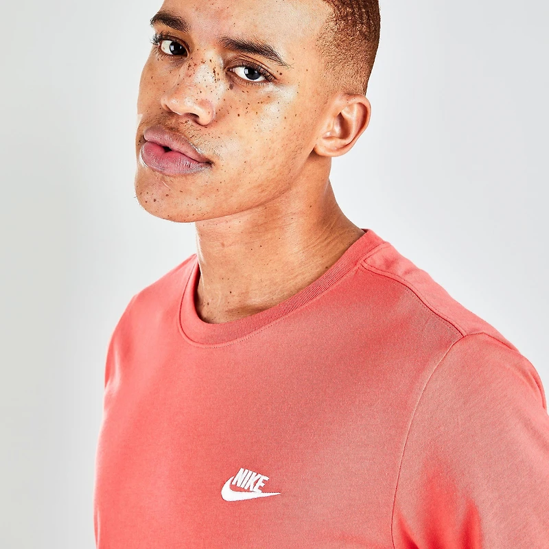 Nike Sportswear Club T-Shirt