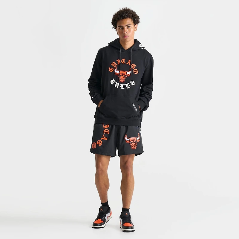 Men's Pro Standard Chicago Bulls NBA Old English Fleece Pullover Hoodie