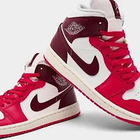 Women's Air Jordan Retro 1 Mid Casual Shoes