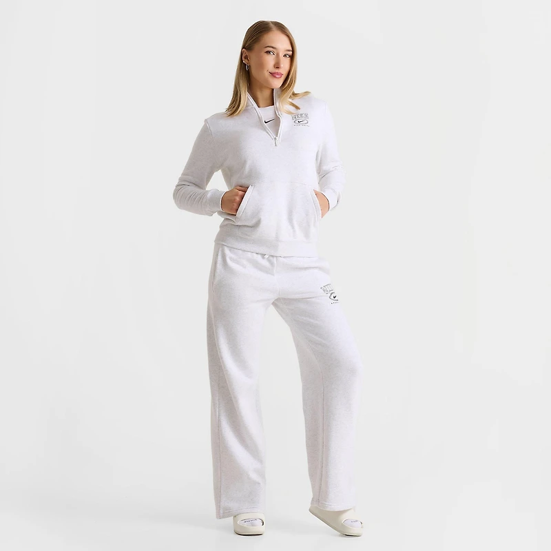 Women's Nike Sportswear Club Fleece Mock-Neck 1/2-Zip Graphic Sweatshirt