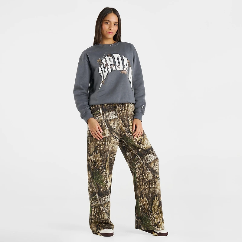 Women's Jordan Brooklyn Fleece Realtree Crewneck Sweatshirt
