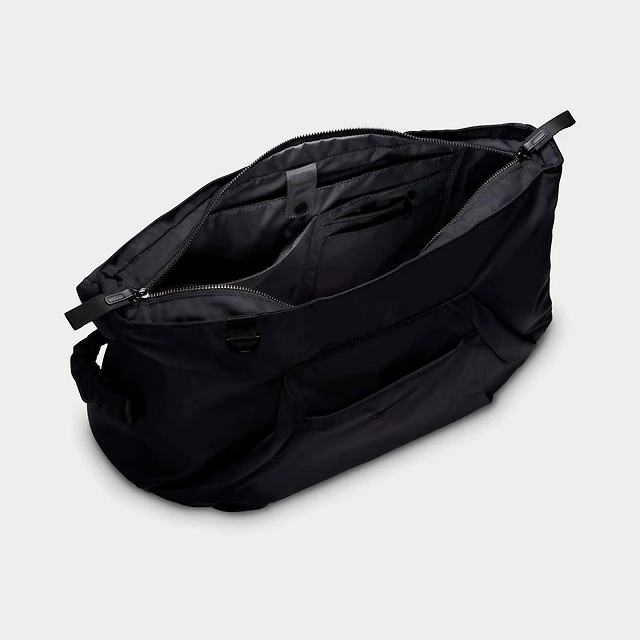 Nike Women's Nike One Tote Bag (25L) MainPlace Mall