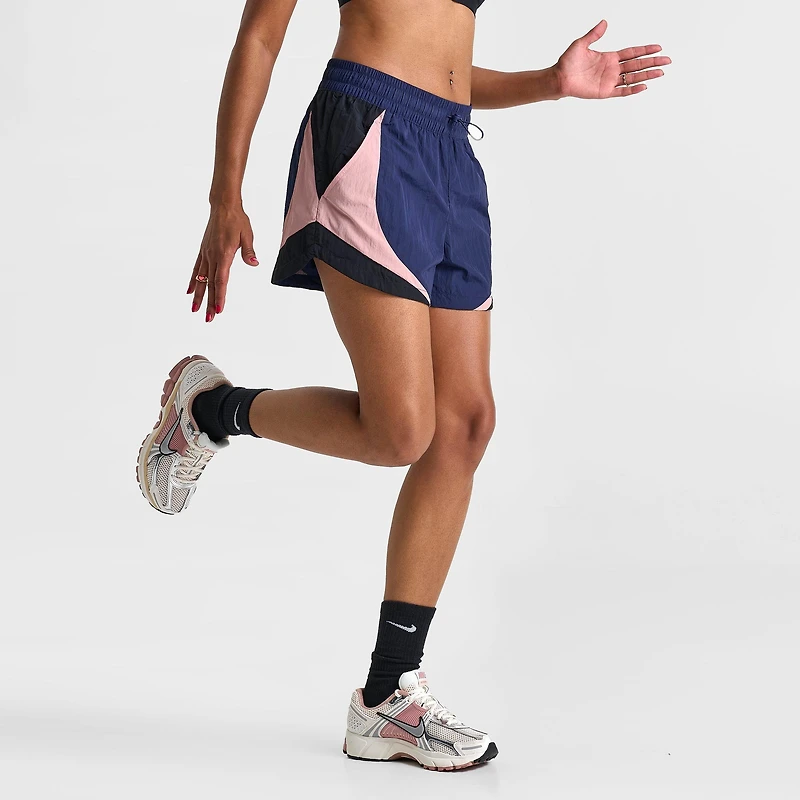 Women's Nike Sportswear Mid-Rise Loose 3" Track Shorts