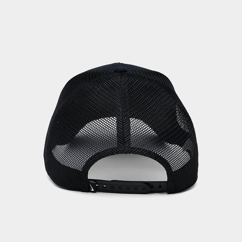 Nike Club Trucker Hat