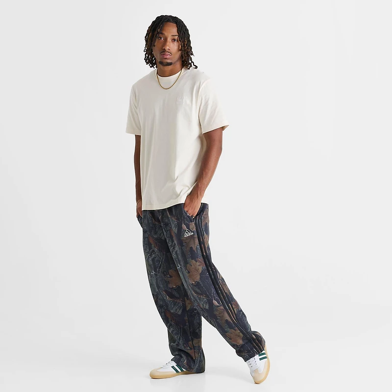 Men's adidas Originals Camouflage Sweatpants