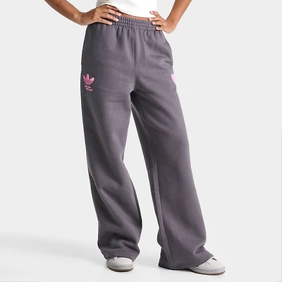 Women's adidas Originals Bubble Heart Fleece Wide-Leg Jogger Pants
