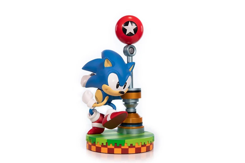 Dark Horse Comics Sonic the Hedgehog 11-in Statue