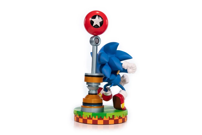Dark Horse Comics Sonic the Hedgehog 11-in Statue