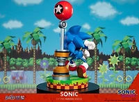 Dark Horse Comics Sonic the Hedgehog 11-in Statue