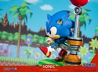 Dark Horse Comics Sonic the Hedgehog 11-in Statue